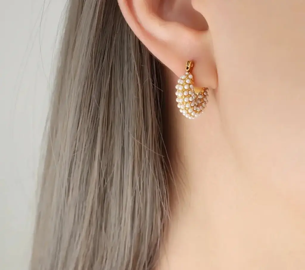 Aretes Selene