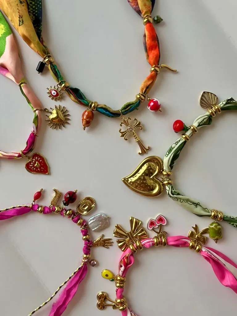 Collares full color