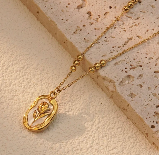 Collar Bella